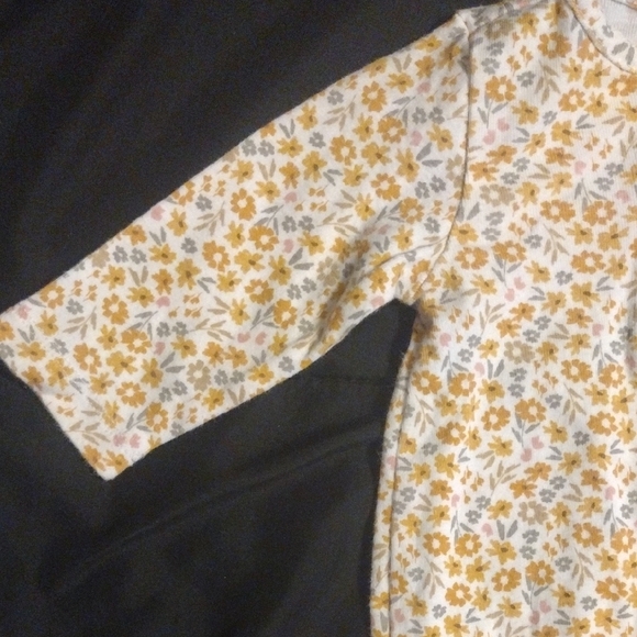 Child of Mine Yellow and White Floral Footie​ - Picture 3 of 5